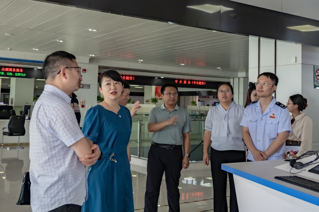 浙江农林大学暨阳学院领导看望慰问暑期社会实践调研团